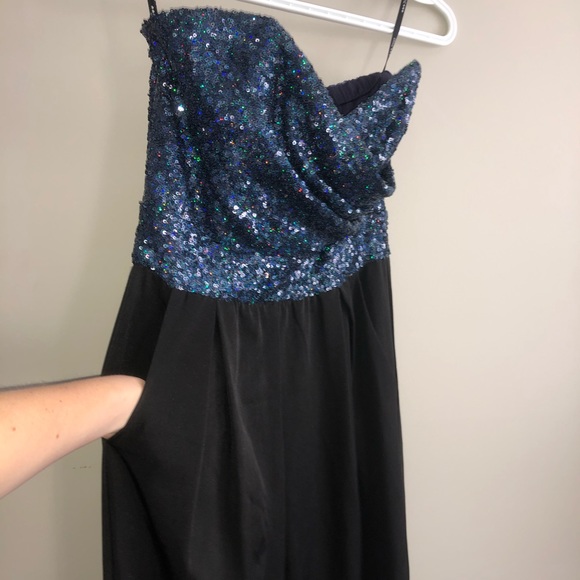 Sequin Top Jumpsuit - Picture 4 of 5